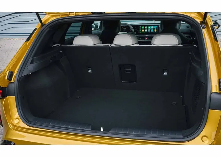 Kia K4 Hatchback